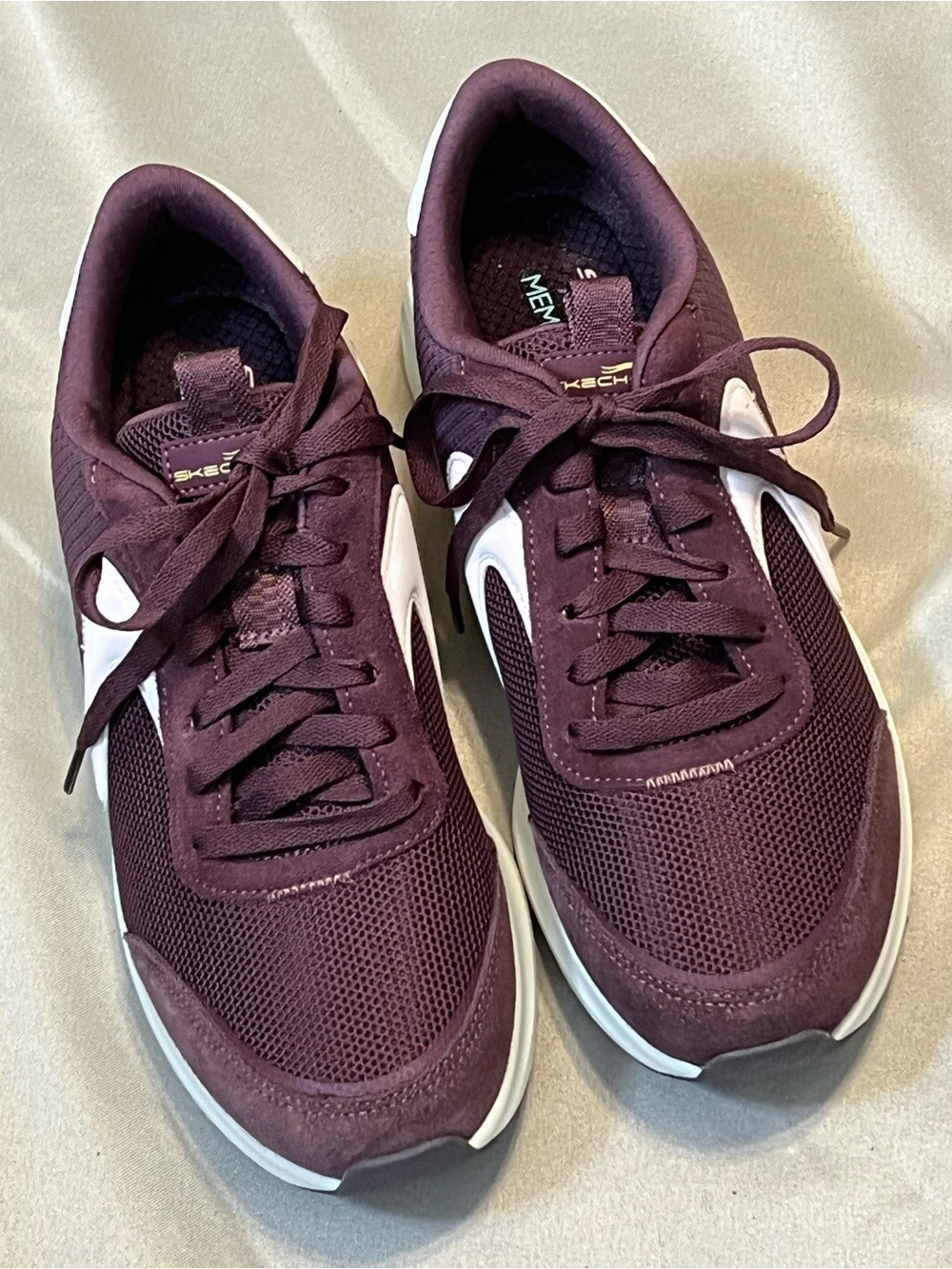 Skechers Skech-Air Court Air Wave Memory Foam Sneakers Burgundy Sz 8 NWOB